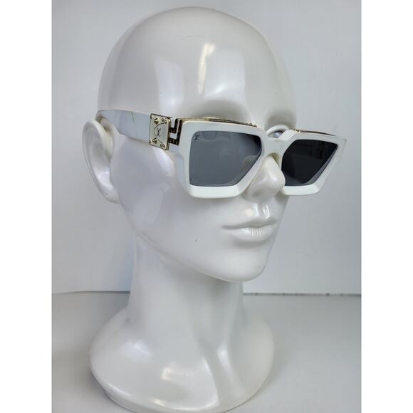 Louis Vuitton 2022 Millionaires 1.1 Sunglasses White 55/17 - Picture 1 of 10